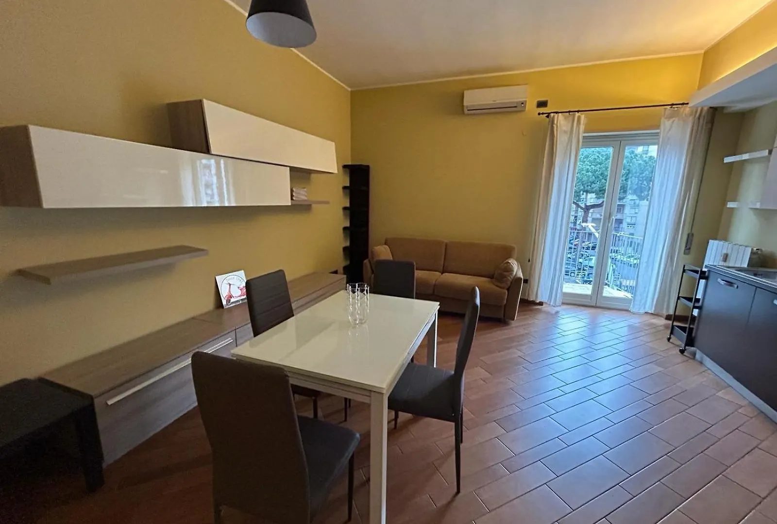 Apartament Appartamento Roma Metro A